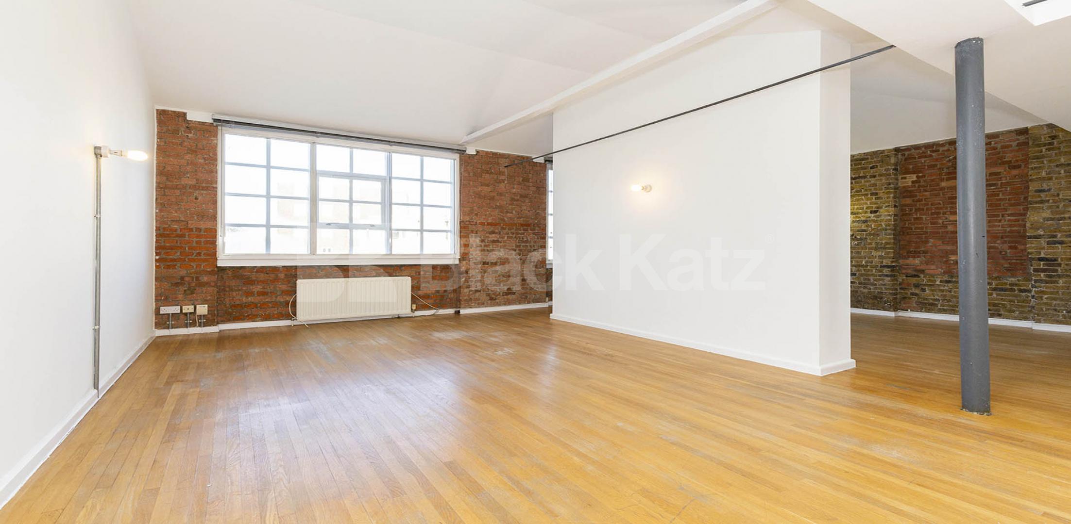 			2 Bedroom, 1 bath, 1 reception Apartment			 Indigo Mews, STOKE NEWINGTON - HIGHBURY - NEWINGTON GREEN